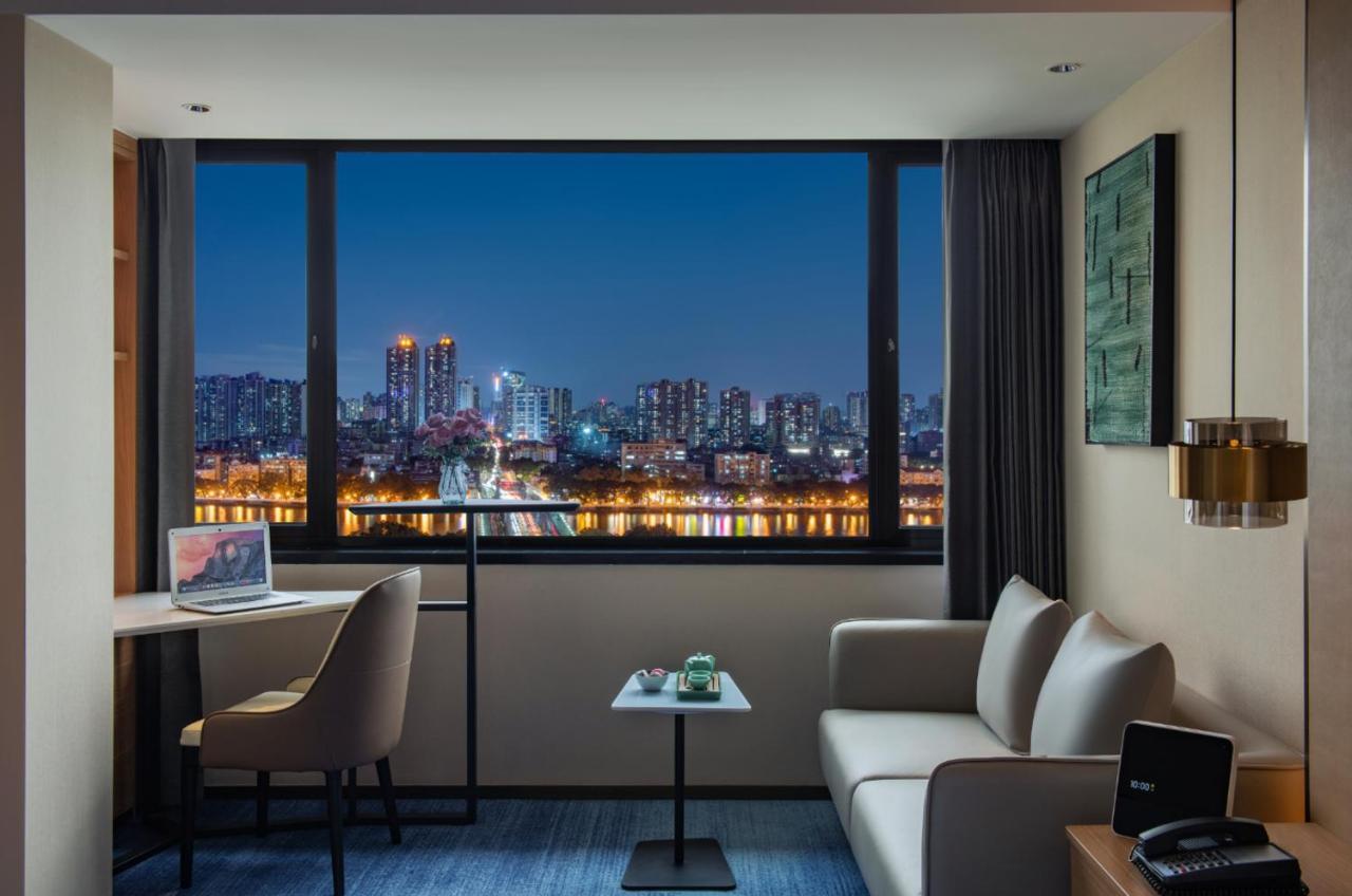 Guangzhou Hotel - Free Shuttle Bus To Exhibition Center During Canton Fair Period Bagian luar foto